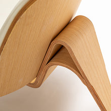 Cargar imagen en el visor de la galería, Butaca Kai tapizada blanco