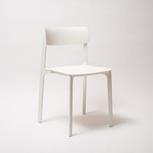 Cargar imagen en el visor de la galería, Silla Clasy blanca