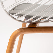 Cargar imagen en el visor de la galería, Silla Amber blanca