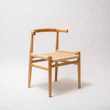 Cargar imagen en el visor de la galería, Silla madera Alda