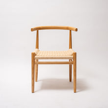 Cargar imagen en el visor de la galería, Silla madera Alda