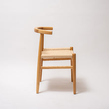 Cargar imagen en el visor de la galería, Silla madera Alda