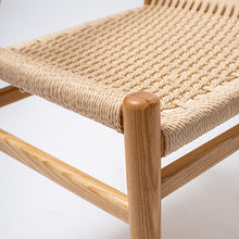 Cargar imagen en el visor de la galería, Silla madera Alda