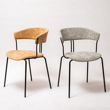 Cargar imagen en el visor de la galería, Silla Celine tapizada kaki