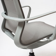 Cargar imagen en el visor de la galería, Silla escritorio Nola gris