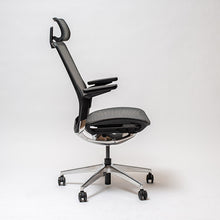 Cargar imagen en el visor de la galería, Silla Deer negra con cabecera