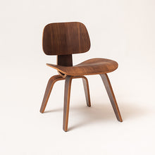 Cargar imagen en el visor de la galería, Silla Eames walnut