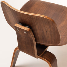 Cargar imagen en el visor de la galería, Silla Eames walnut