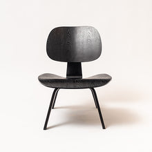 Cargar imagen en el visor de la galería, Butaca Eames negra