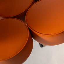 Cargar imagen en el visor de la galería, Sillón Marshmallow caramelo