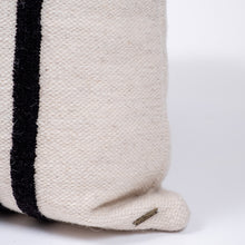 Cargar imagen en el visor de la galería, Cojín Onice