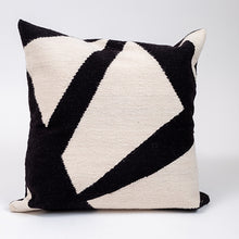 Cargar imagen en el visor de la galería, Cojín Crema