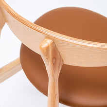 Cargar imagen en el visor de la galería, Silla Aida de madera