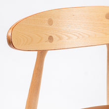 Cargar imagen en el visor de la galería, Silla Aida de madera