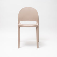 Cargar imagen en el visor de la galería, Silla Mopi Taupe