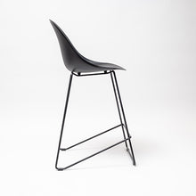 Cargar imagen en el visor de la galería, Banco Yve Negro-65cm