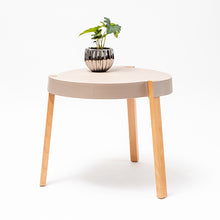 Cargar imagen en el visor de la galería, Mesita auxiliar Keka taupe