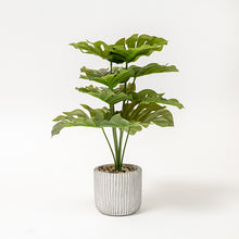 Cargar imagen en el visor de la galería, Maceta con planta artificial