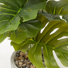 Cargar imagen en el visor de la galería, Maceta con planta artificial