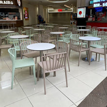 Cargar imagen en el visor de la galería, Real Plaza Angamos – Patio de comidas