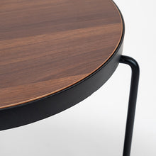 Cargar imagen en el visor de la galería, Mesa auxiliar baja Kendo walnut
