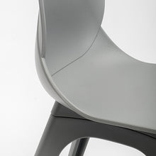 Cargar imagen en el visor de la galería, Silla Shelly gris