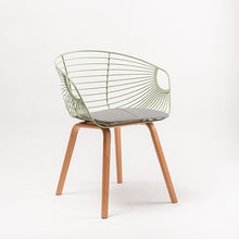 Cargar imagen en el visor de la galería, Silla Amber matcha