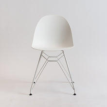 Cargar imagen en el visor de la galería, Silla Lumi blanca