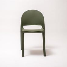 Cargar imagen en el visor de la galería, Silla Mopi verde
