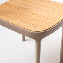 Cargar imagen en el visor de la galería, Silla Stra taupe
