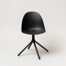 Cargar imagen en el visor de la galería, Silla Bosca negra giratoria
