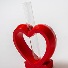 Cargar imagen en el visor de la galería, Florero corazón BC
