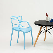 Cargar imagen en el visor de la galería, Silla Soleil kids celeste
