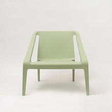 Cargar imagen en el visor de la galería, Silla Olimpia verde matcha
