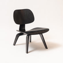 Cargar imagen en el visor de la galería, Butaca Eames negra
