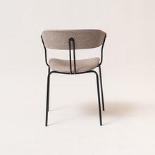 Cargar imagen en el visor de la galería, Silla Celine tapizada gris
