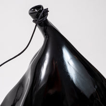 Cargar imagen en el visor de la galería, Adorno globo desinflado negro M
