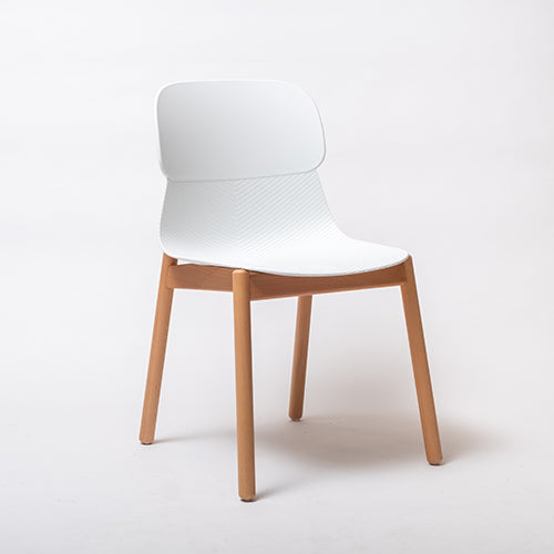 Silla Kuip blanca
