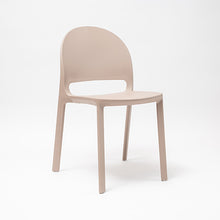 Cargar imagen en el visor de la galería, Silla Mopi Taupe
