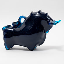 Cargar imagen en el visor de la galería, Escultura Torito Pucará WA

