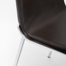 Cargar imagen en el visor de la galería, Silla Simjá marron
