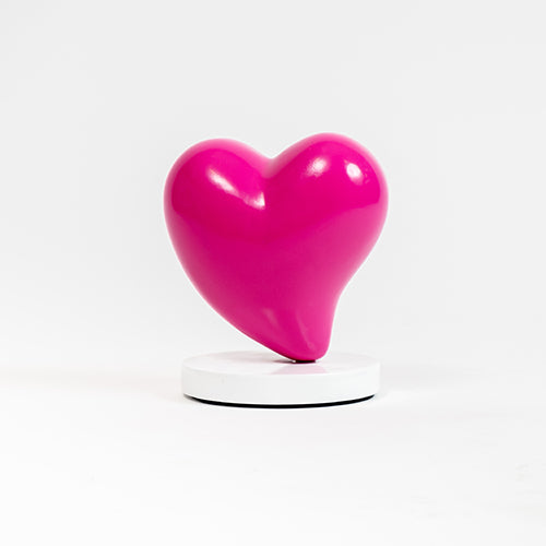Escultura corazón fuxia