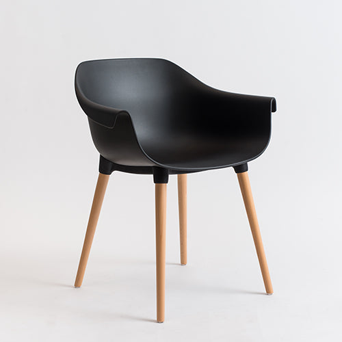 Silla Yani negra