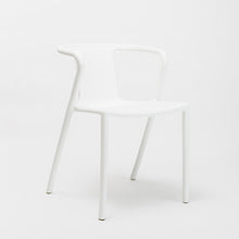 Cargar imagen en el visor de la galería, Silla Lily blanca
